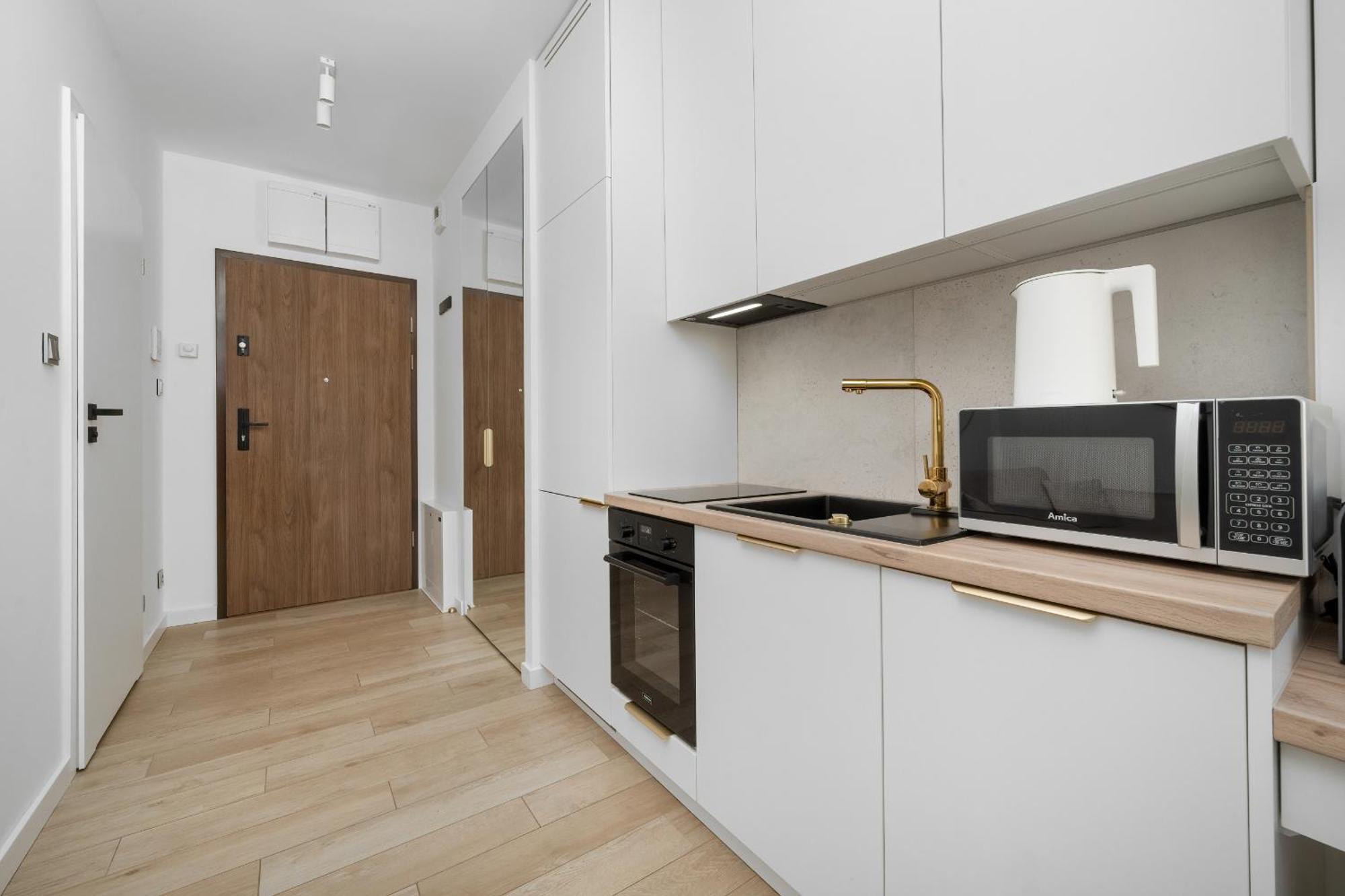 Apartment Nowoczesny Typu W Centrum Wroclawia Z Parkingiem By Renters