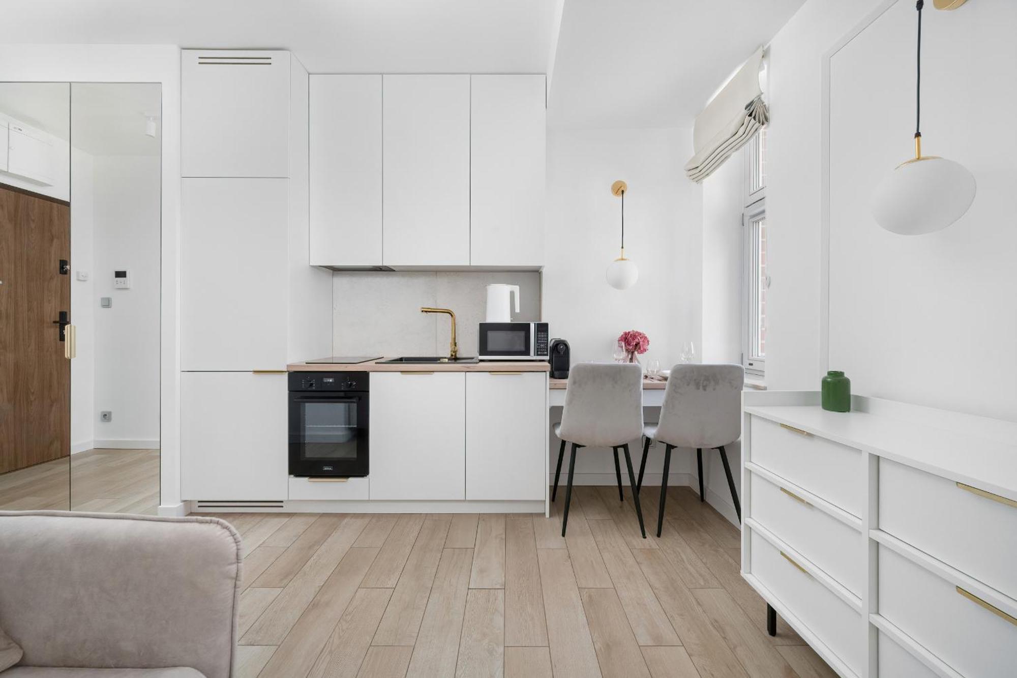 Nowoczesny Typu W Centrum Wroclawia Z Parkingiem By Renters Apartment *